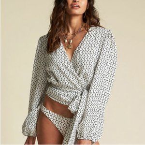Sin. Jules/Billabong Wrapped in Love Lined Blouse